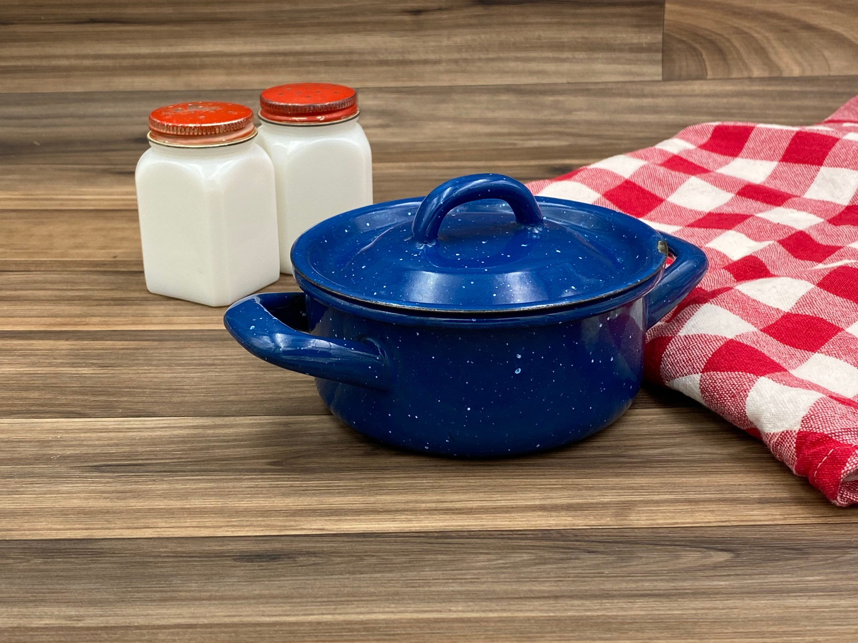 Vintage Graniteware Mini Pot, Enamel pot with handles, rustic farmhouse