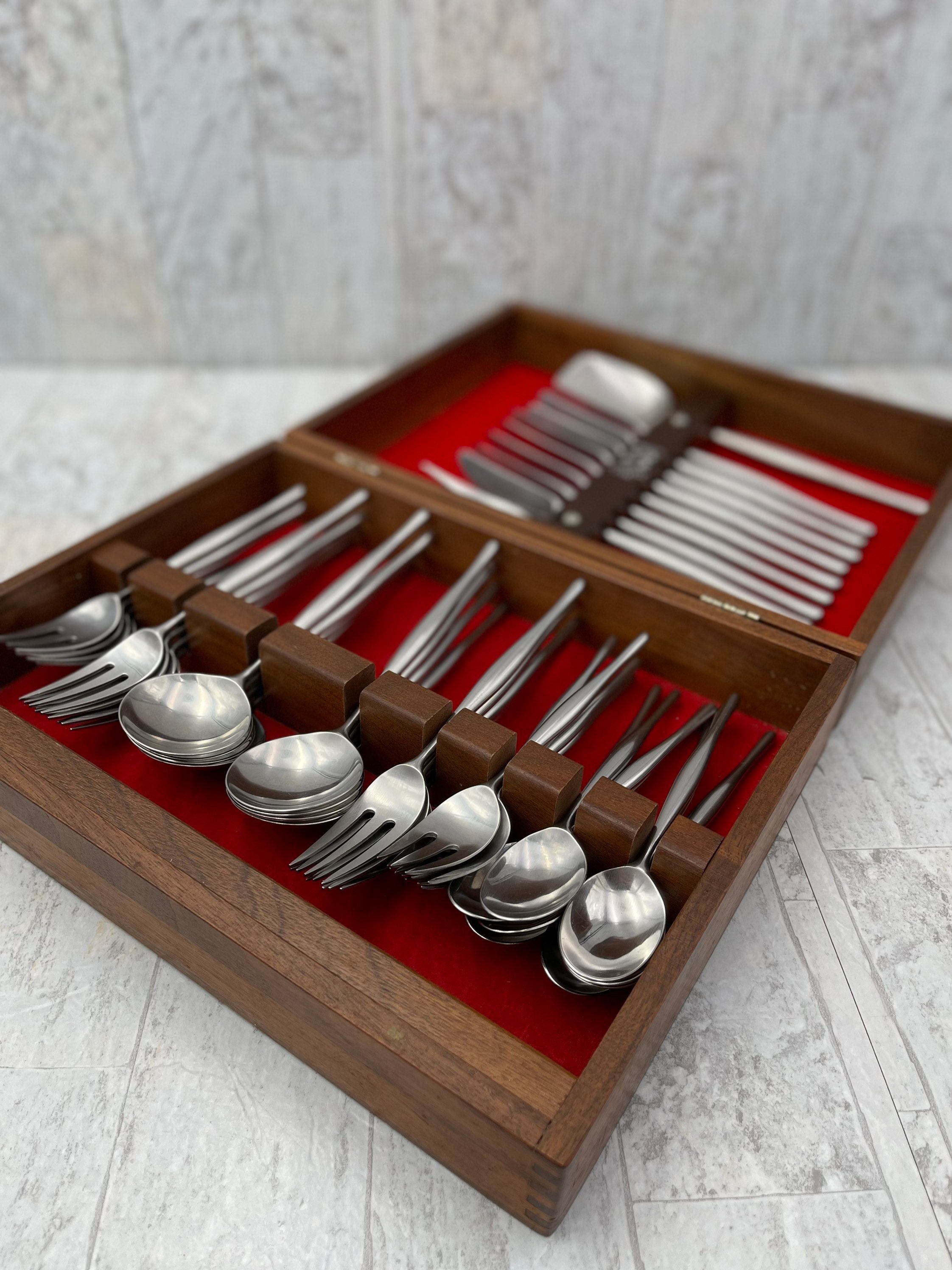Towle Lauffer Design 2 Stainless Steel Flatware By Don Wallance - Made In Japan, Satin Finish (Choose Your Piece)