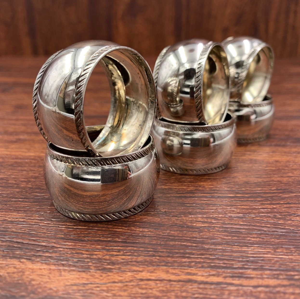 Vintage Silver plated Napkin Rings, 6 piece set Cloth napkin Rings
