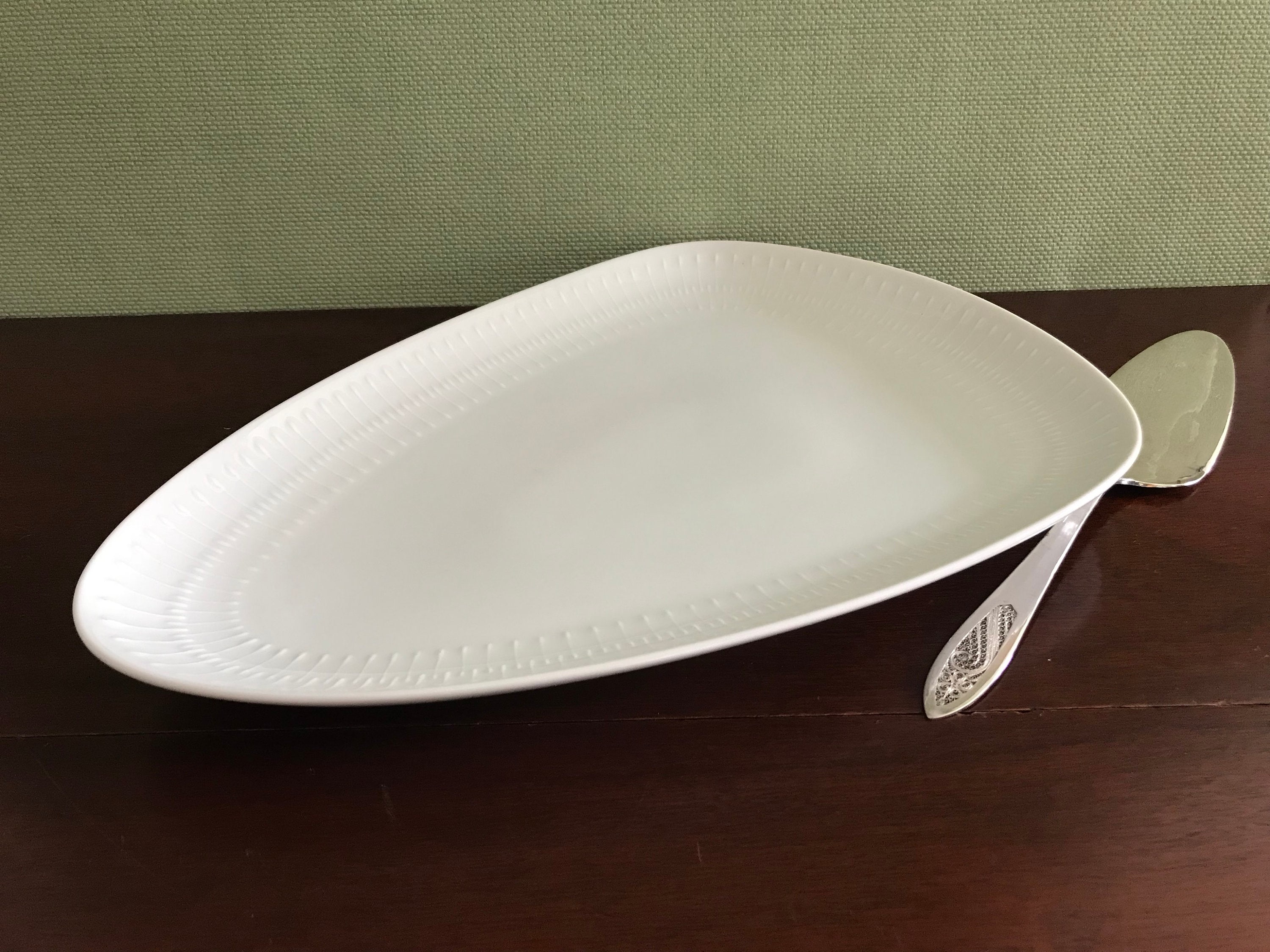 Mid Century Modern Serving Platter, Apart by Hutschenreuther China