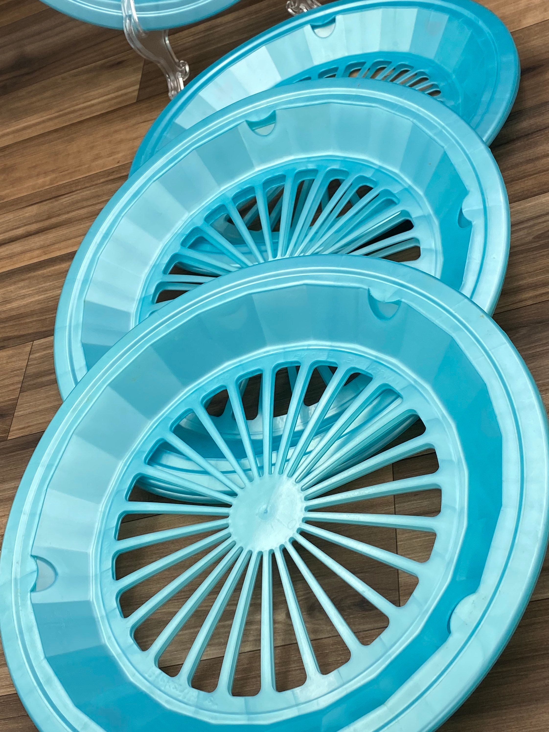 Vintage Paper Plate holders, Retro set of Turquoise Plastic Plate
