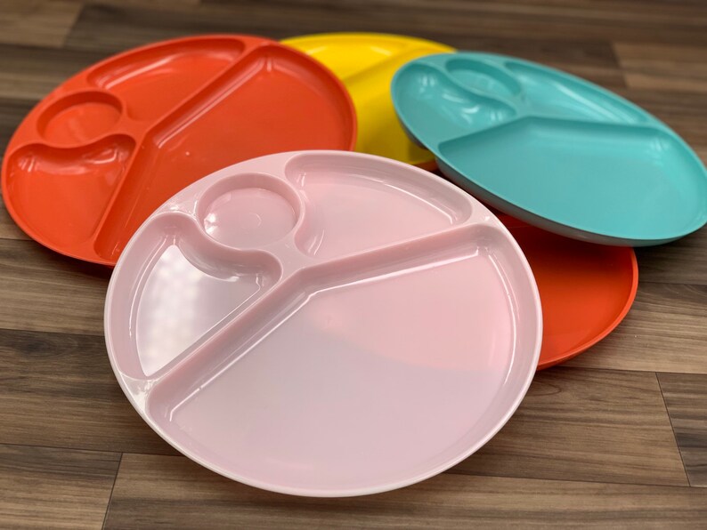 Vintage Plastic Picnic Plates Pastel Plastic Divided Dishes Etsy