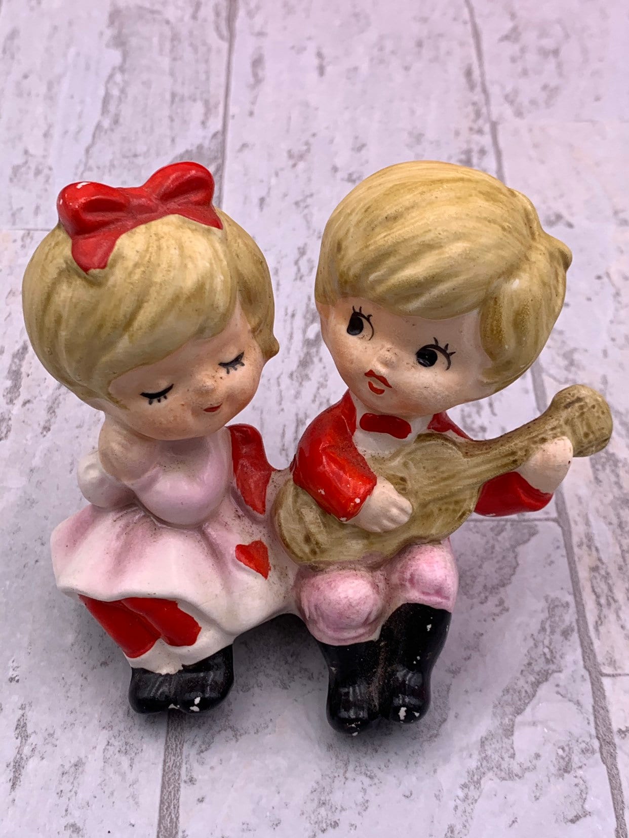 Vintage Valentine figurines, Boy Serenading a girl, Ceramic Valentine