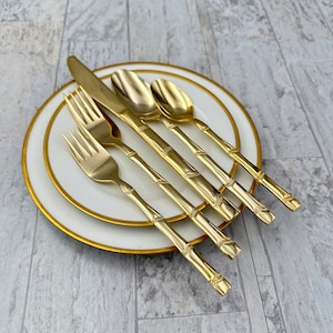 Vintage Gold Flatware set, Bamboo Golden Borneo Pattern, Present 5th Avenue, service for 8