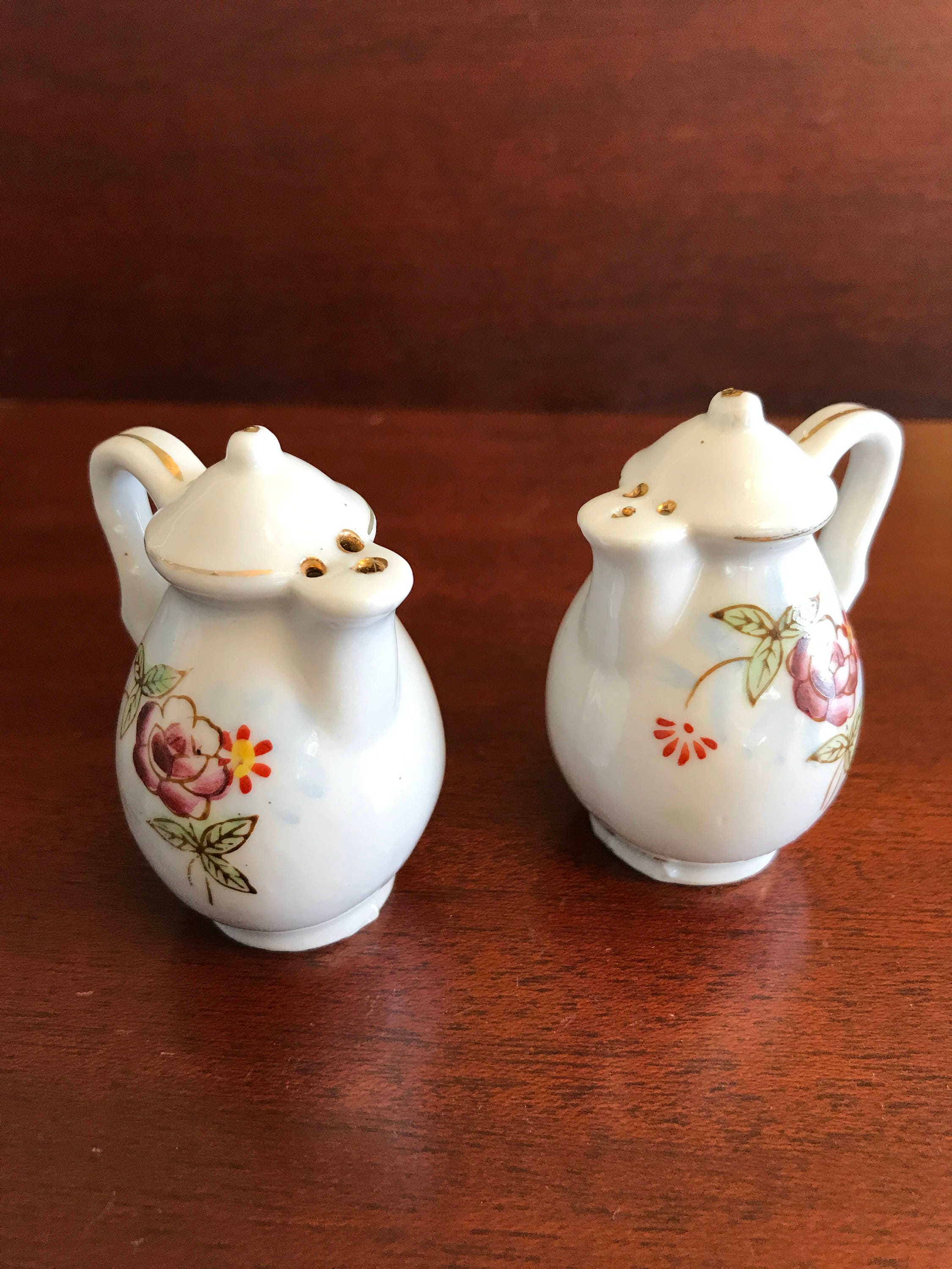 Vintage Teapot Salt Pepper Shakers, China teapot salt pepper, Rose salt