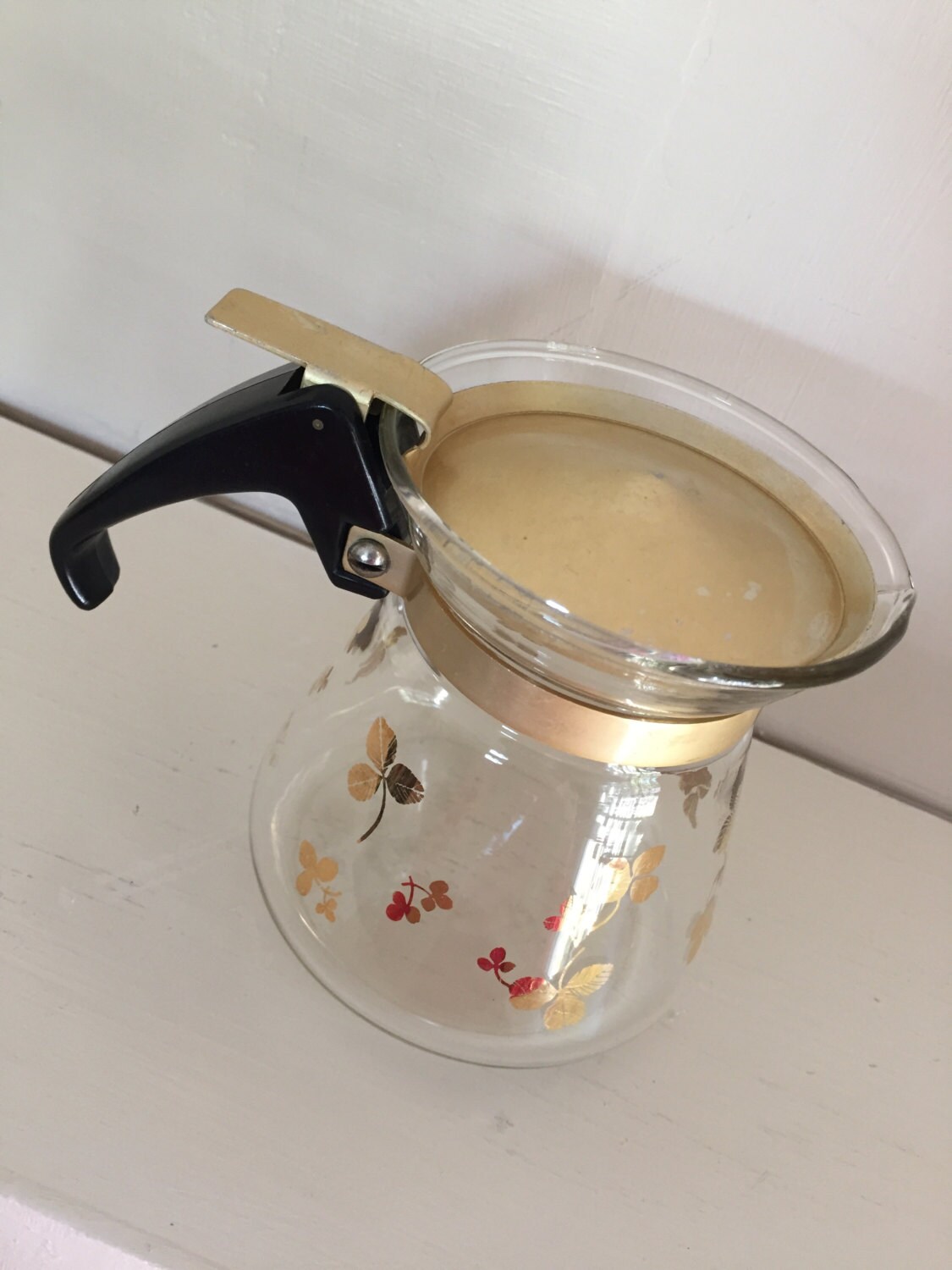 Vintage Pyrex Carafe, Golden Shamrock Carafe with gold lid, Pyrex glass