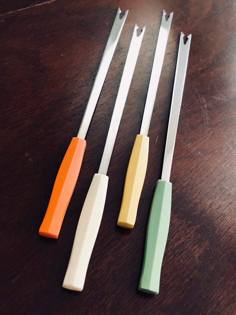 2 prong fondue forks, Fondue Party Forks Set of 4 fondue forks Vintage Fondue Forks Retro Colored Plastic handles stainless steel fork