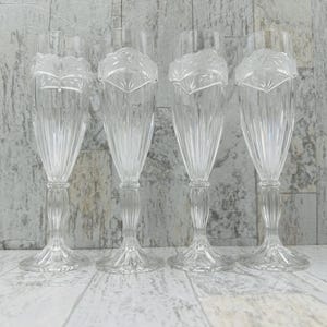 Vintage Southern Garden by Oneida, set of 4, fluted champagne Glasses