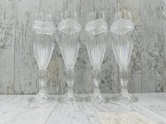Vintage Southern Garden by Oneida, set of 4, fluted champagne Glasses