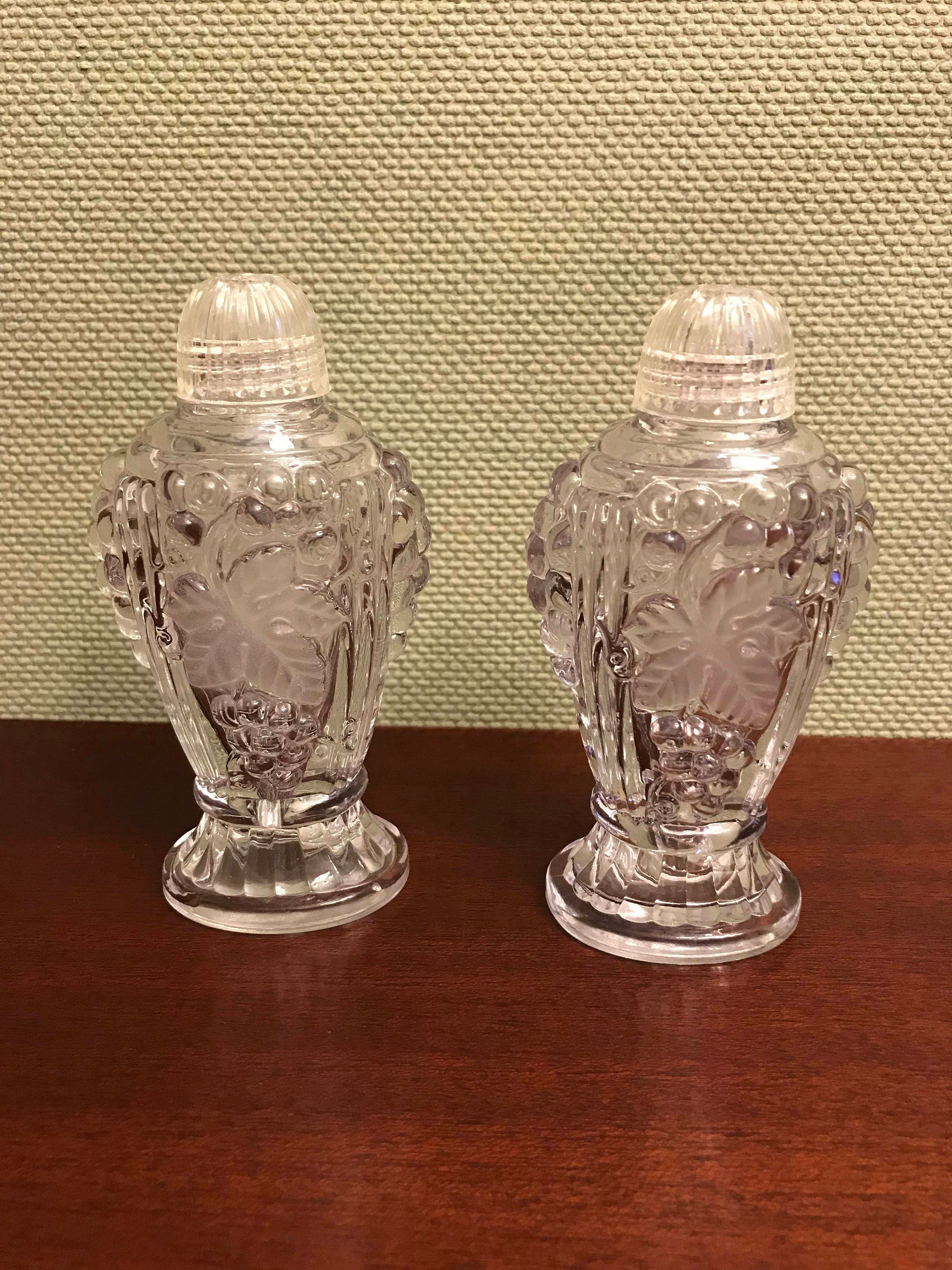 Vintage pressed Glass Salt and Pepper Shakers, frosted grape leaf