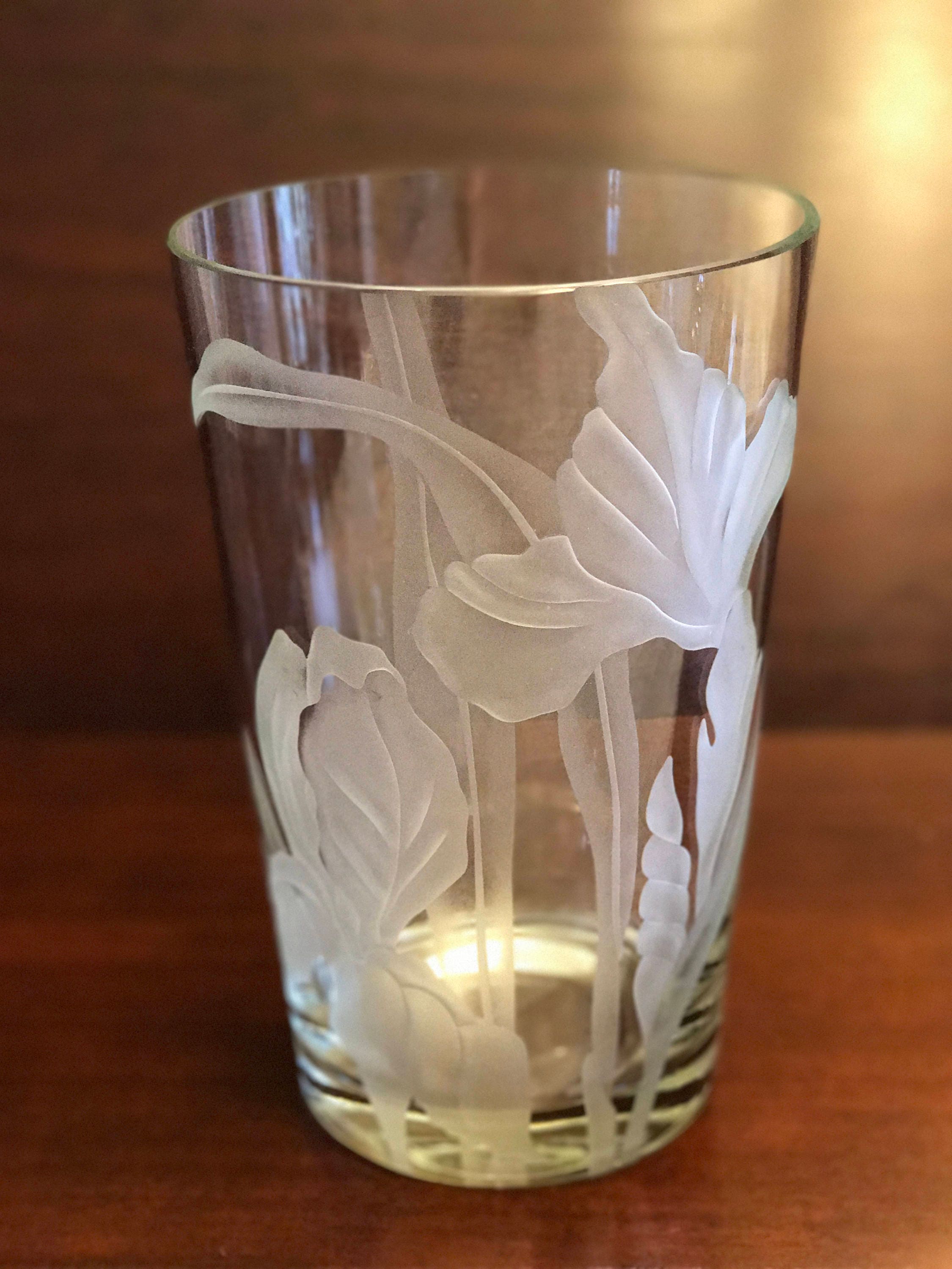 Dorothy Thorpe Vase, MidCentury Iris Design, signed Dorothy Thorpe