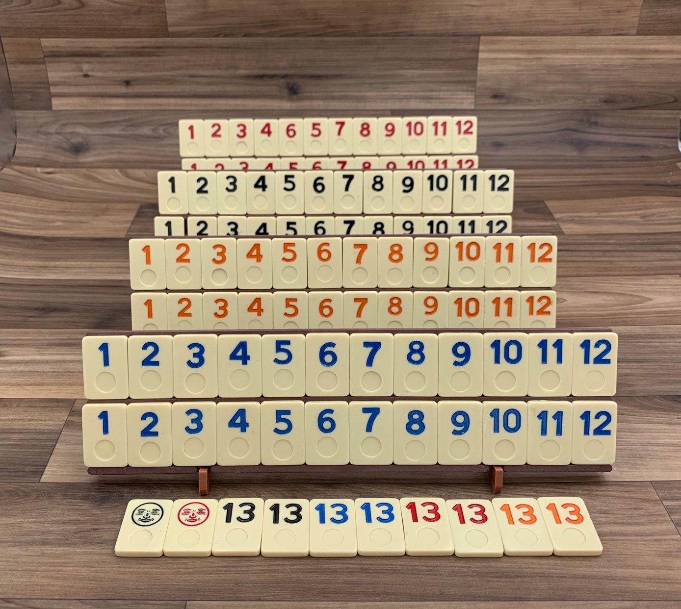 Vintage Rummy tile Game in carrying case, Rummy-O Retro card Game
