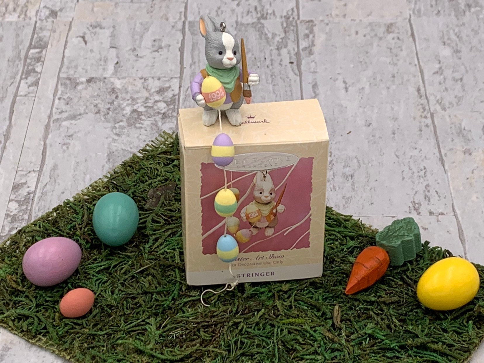 Vintage Easter Art Show Hallmark Ornament, Easter Bunny Painting eggs