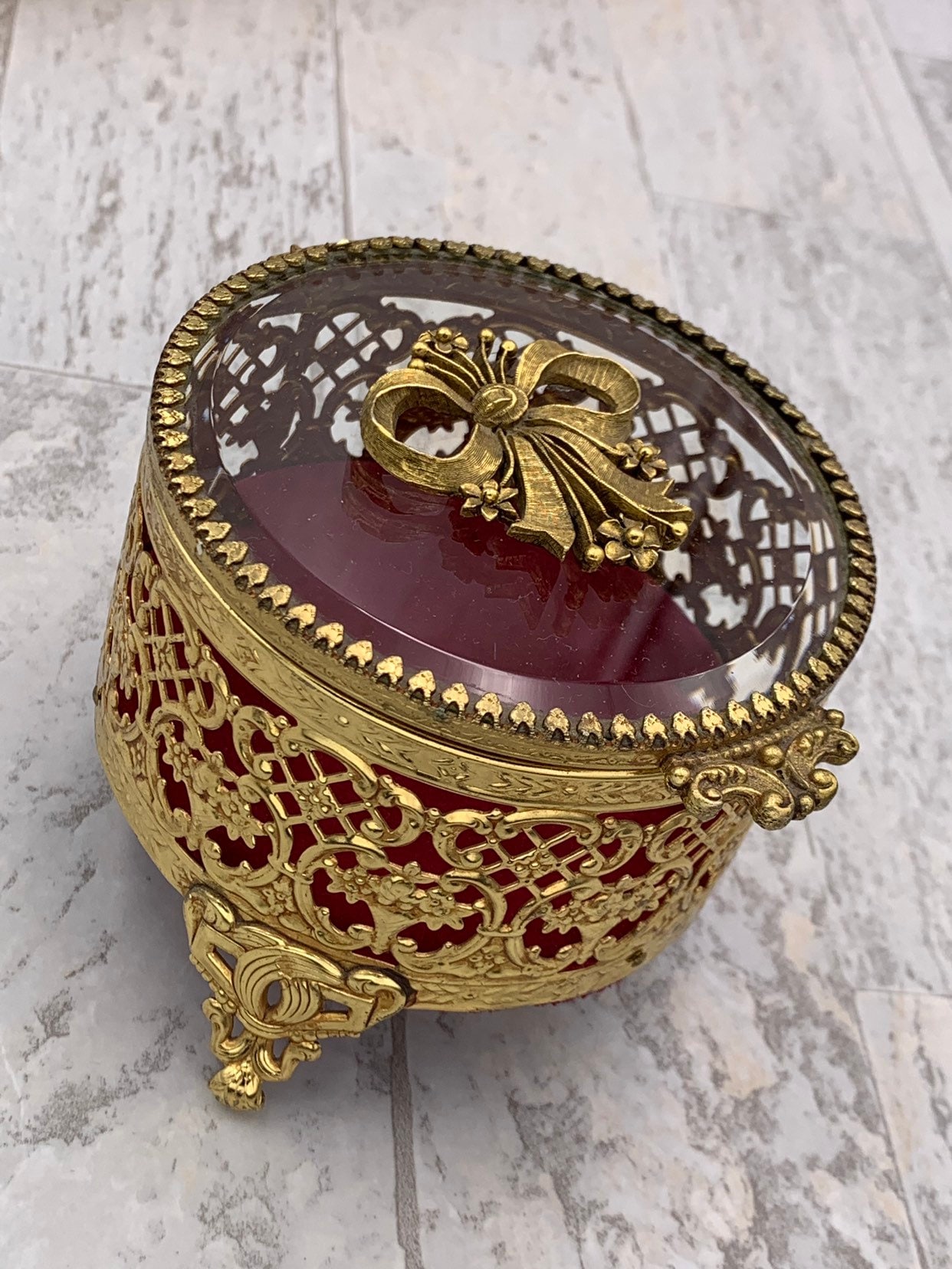 Vintage Jewelry Casket Gold ormolu filigree Round Trinket Box with