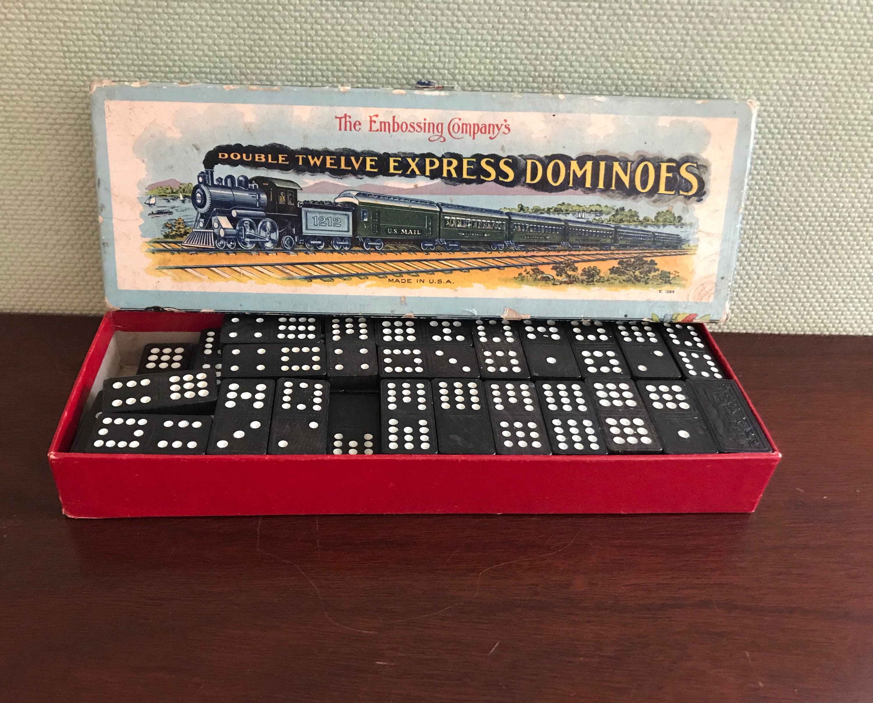 Antique Double twelve Wooden Dominoes The Embossing Co Express Dominoes