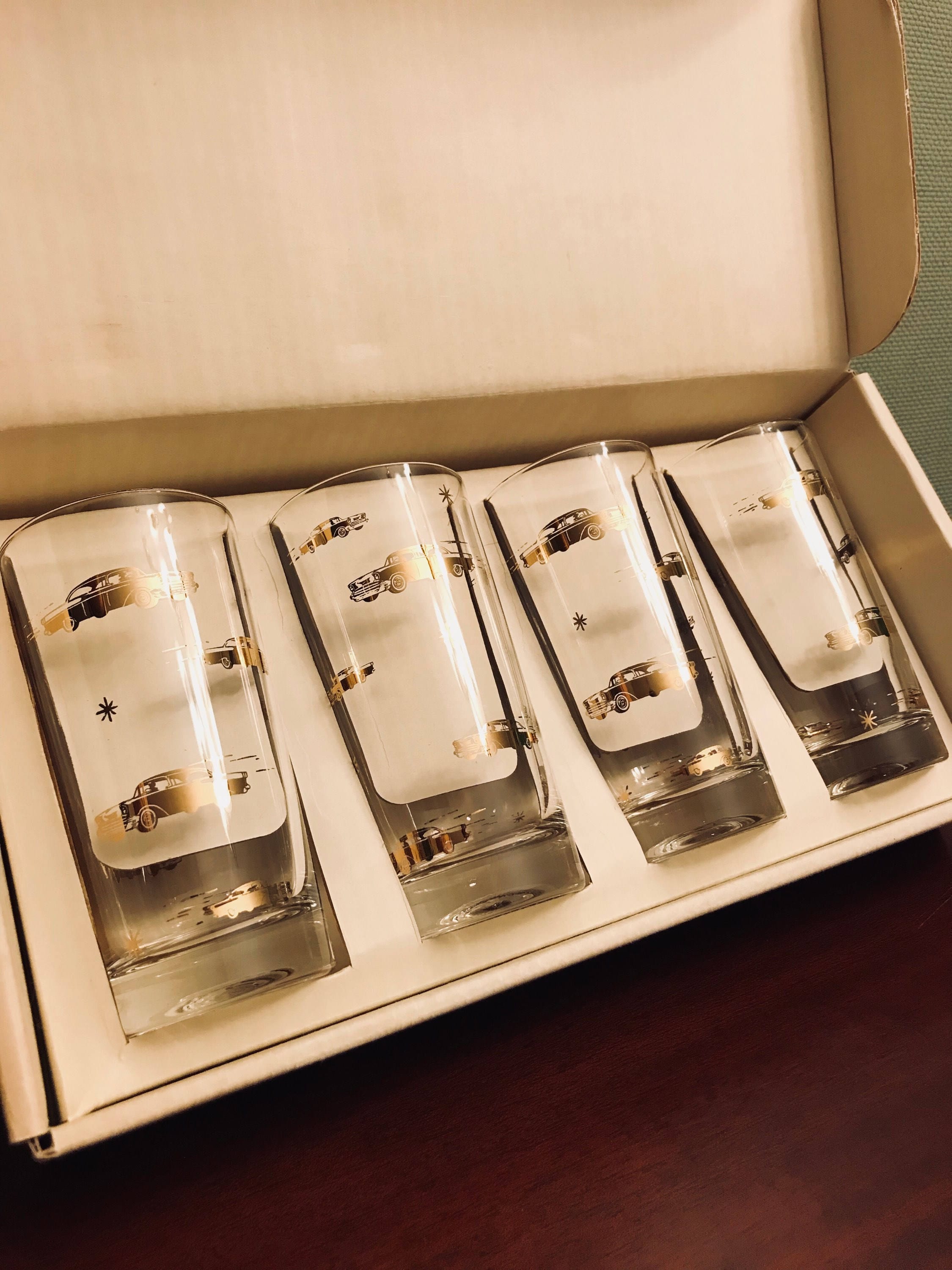 Mid Century Car Glasses, Atomic Gold Star Classic Car Glasses, Holiday