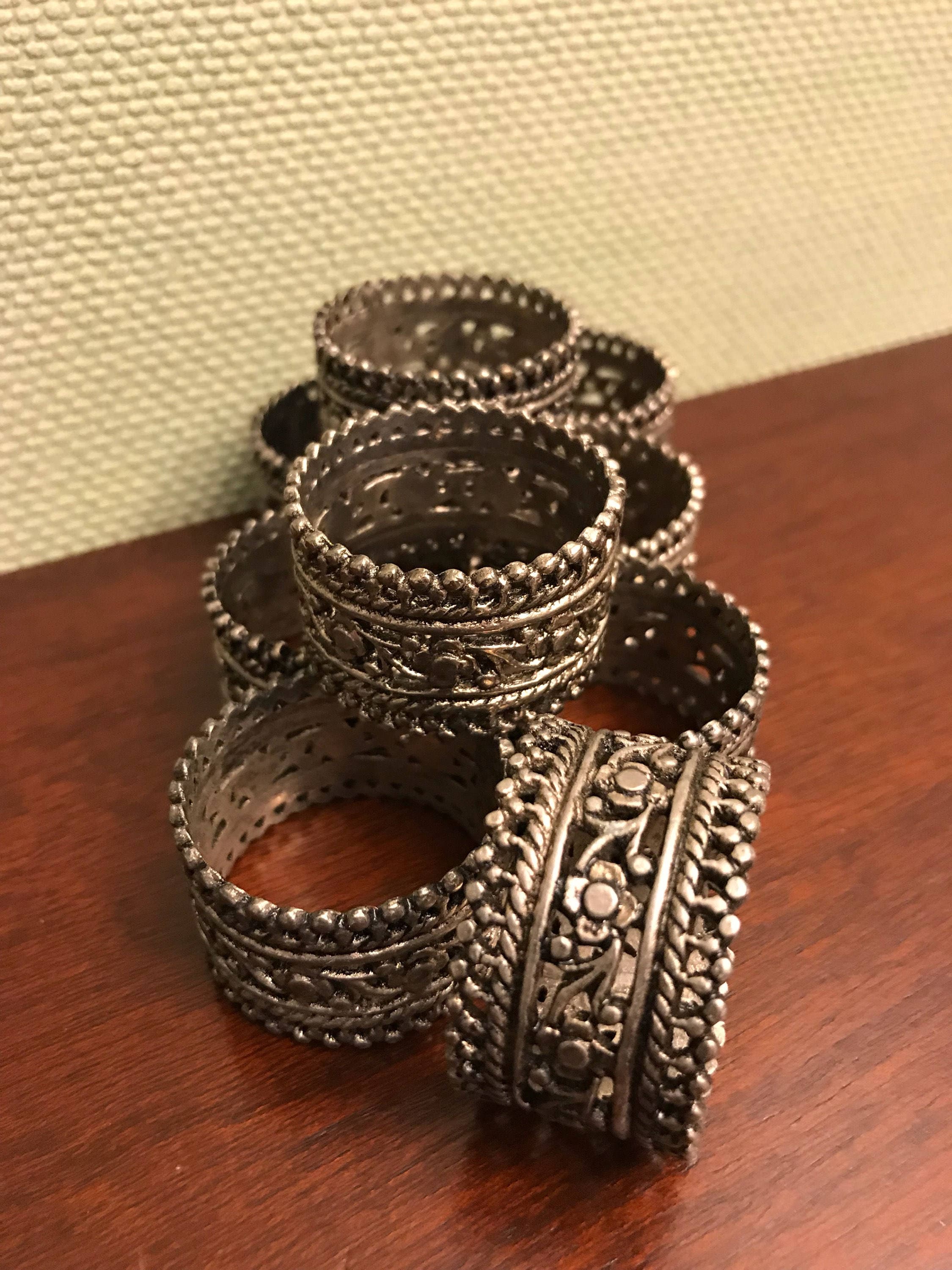 Vintage Pewter Napkin Rings, 8 piece set, ornate Napkin rings, floral