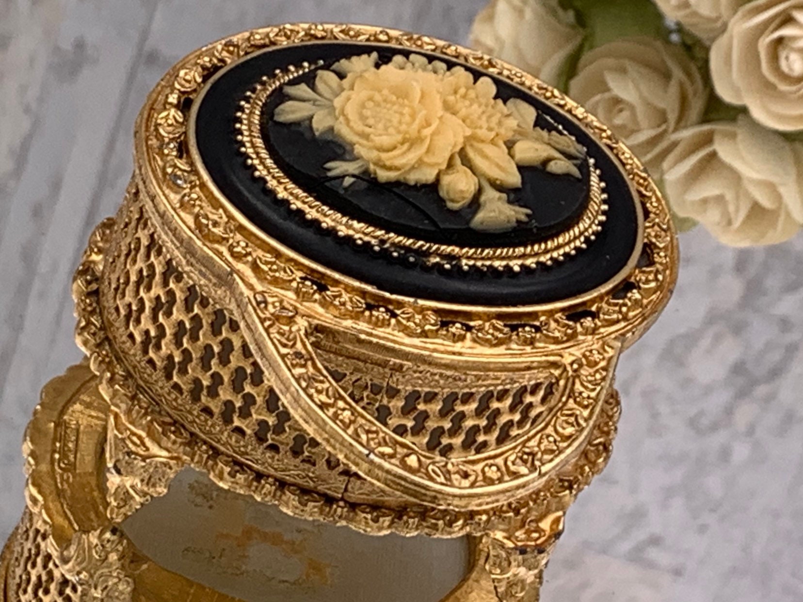 Florenza Gold Trinket box, Floral Purse shaped Mirror Lid, Gold Ring