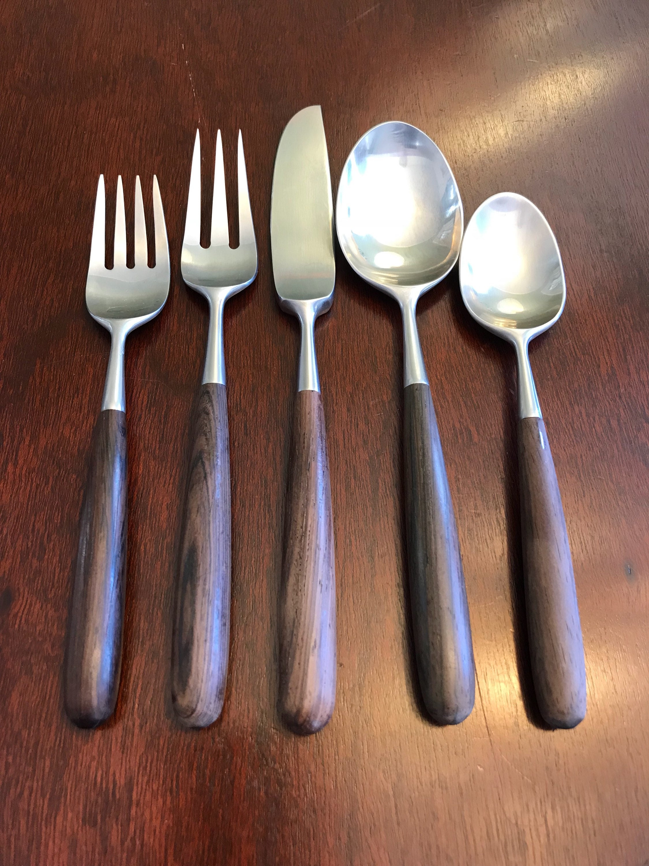 Rustic Wood Handle Stainless Steel Silverware Set – Hadley