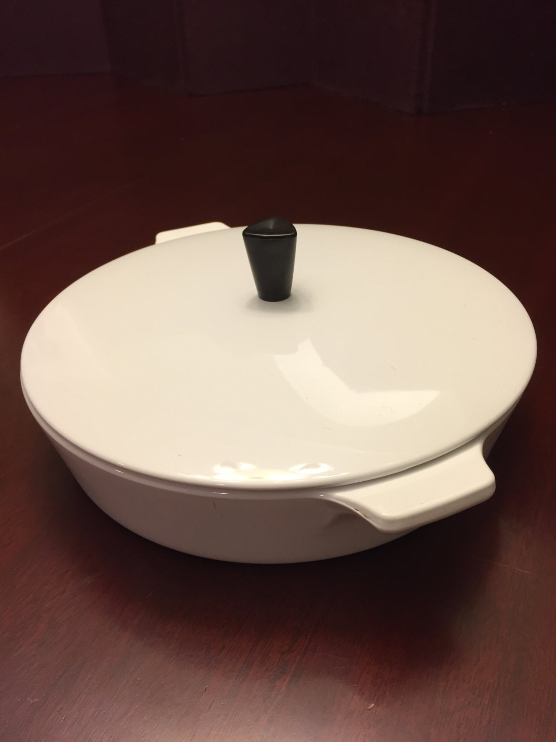 Vintage Casserole dish by Corning, Corning Ware Centura white Skillet