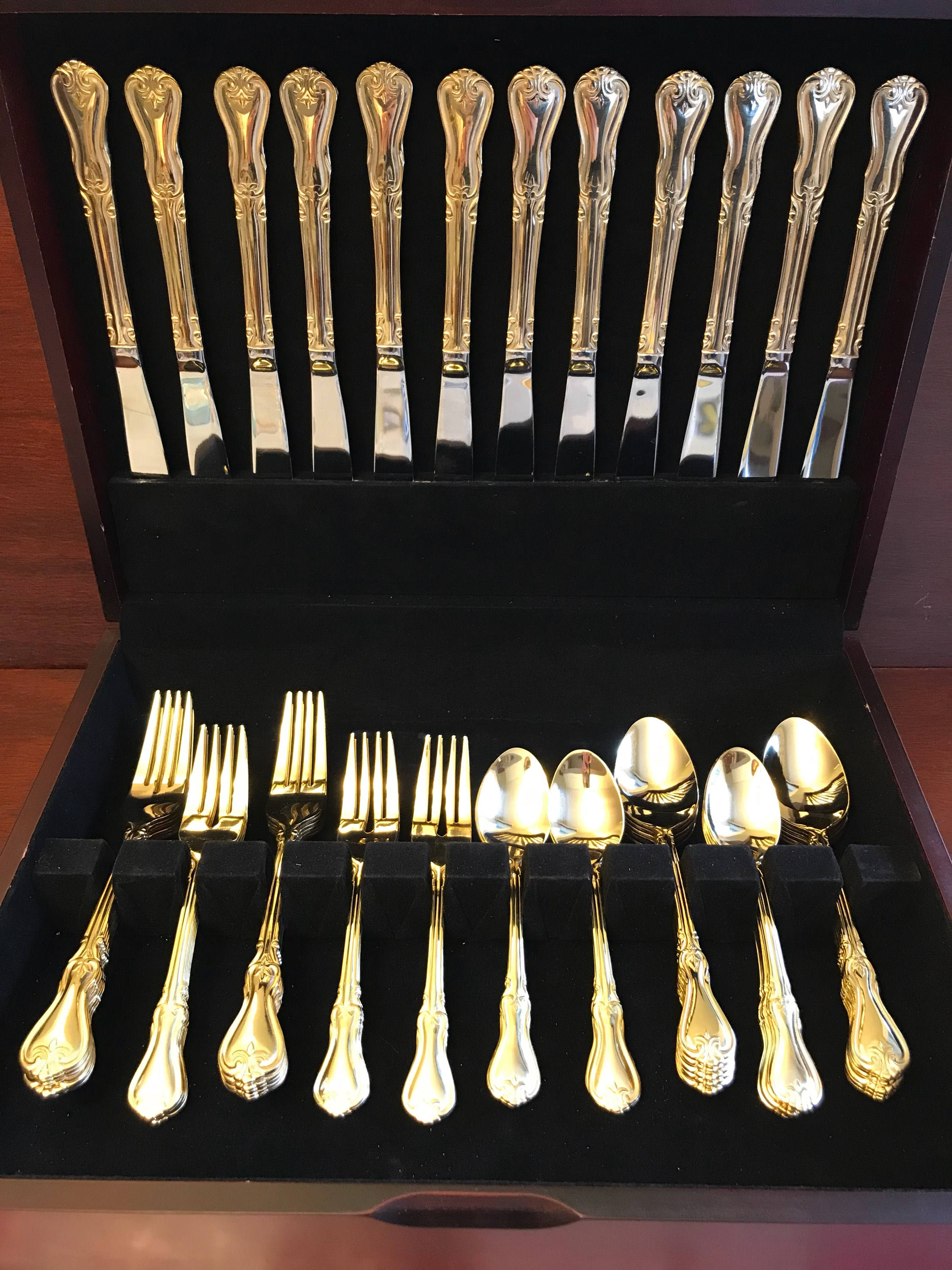 Gold Flatware set for 12, 60 piece Gold Electroplate Flatware, scroll
