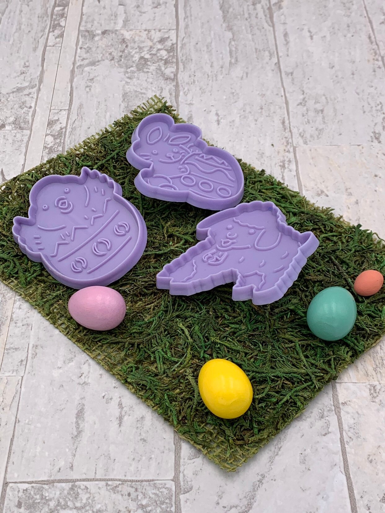 Vintage Cookie Cutters, Plastic shaped Chicks Lamb Bunny, Cookie