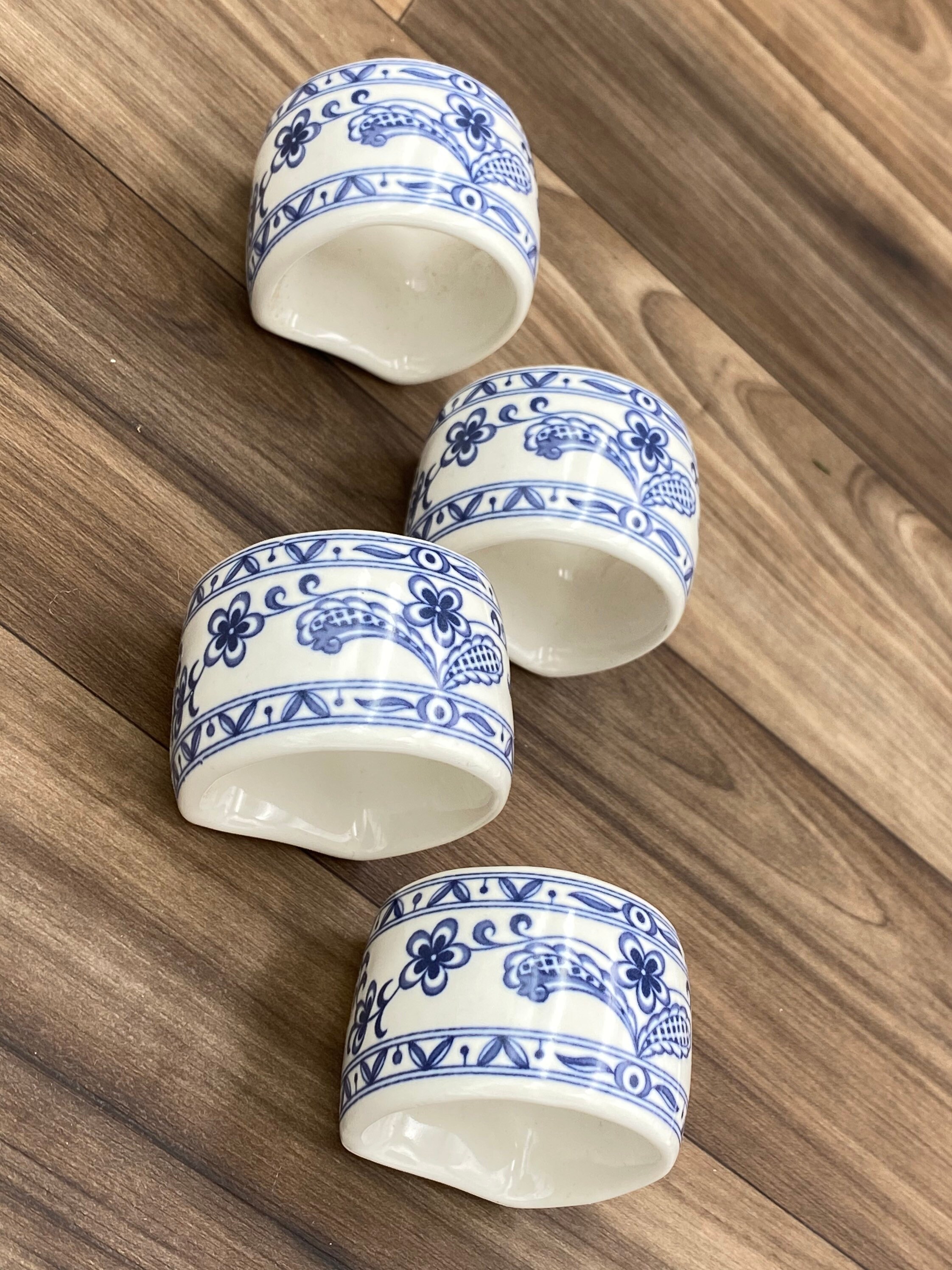 Blue Garden Ceramic Napkin Rings, Set of 4, Vintage Tableware, Baker