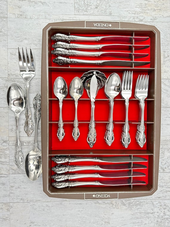 Vintage Oneida Pembrooke Flatware Set: Stainless Service for 8 +