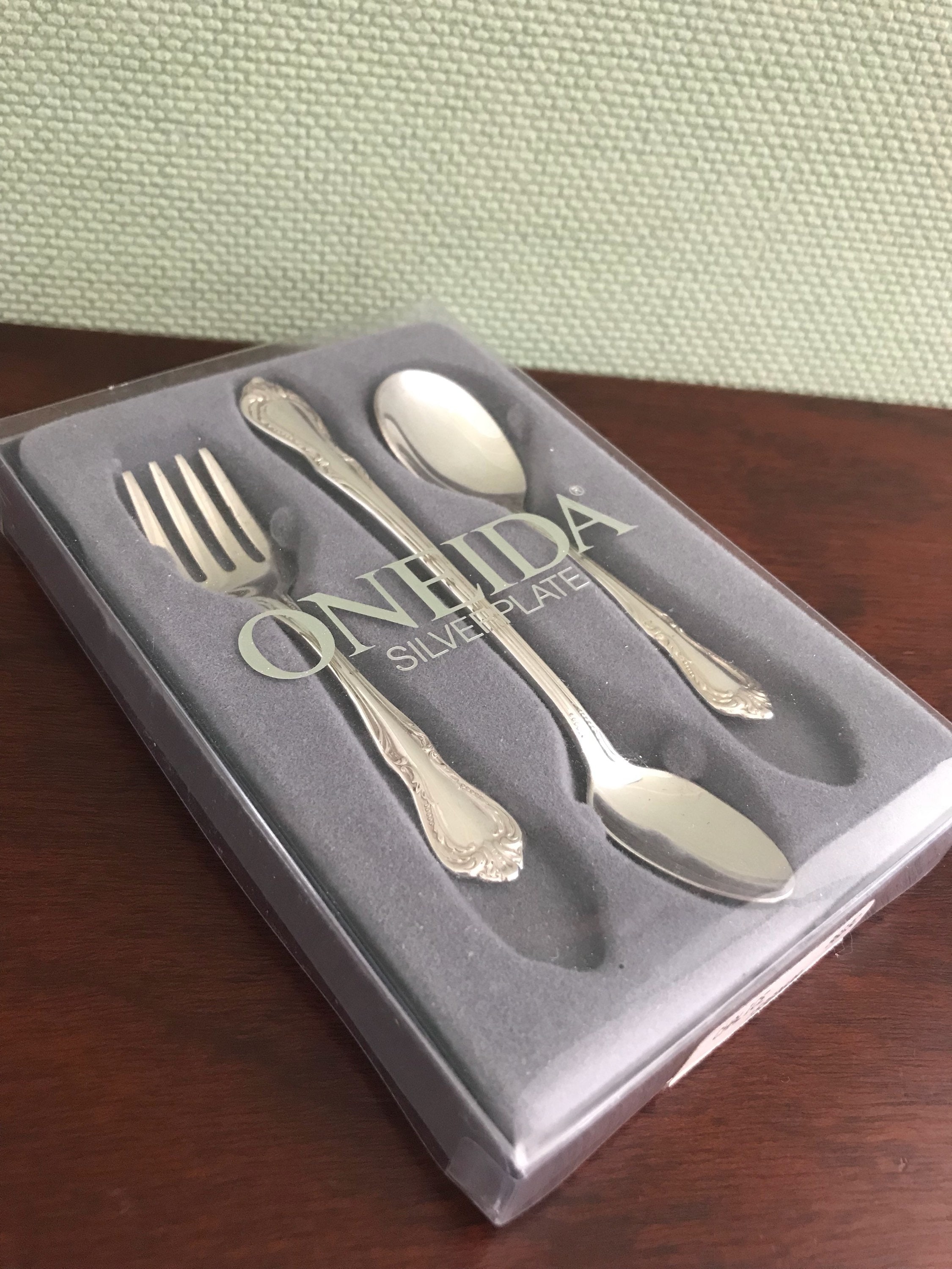 Oneida Community Baby silverware set, ONEIDA Chalice Silverware