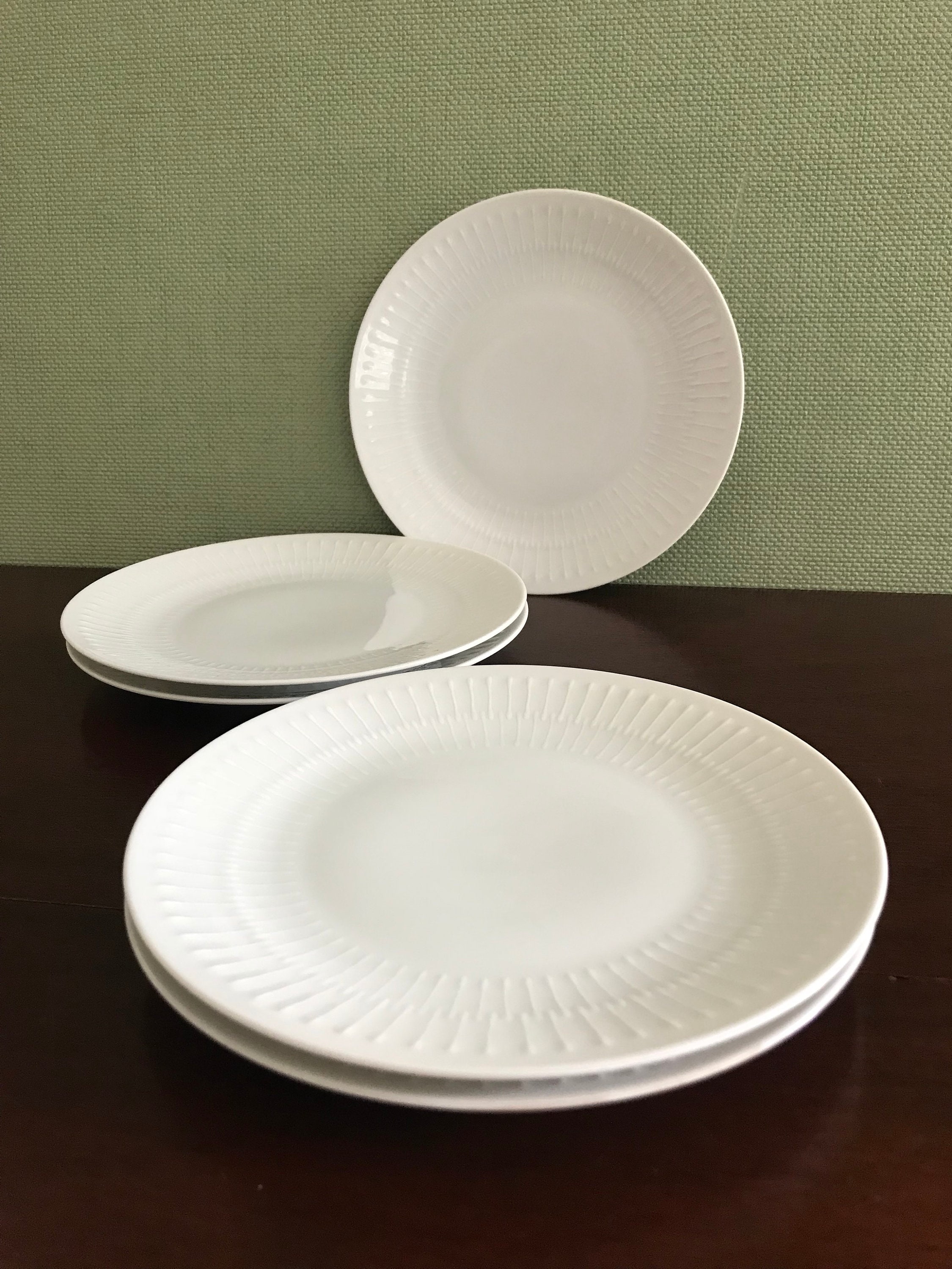 Mid Century Dessert plates, Apart by Hutschenreuther China dinnerware