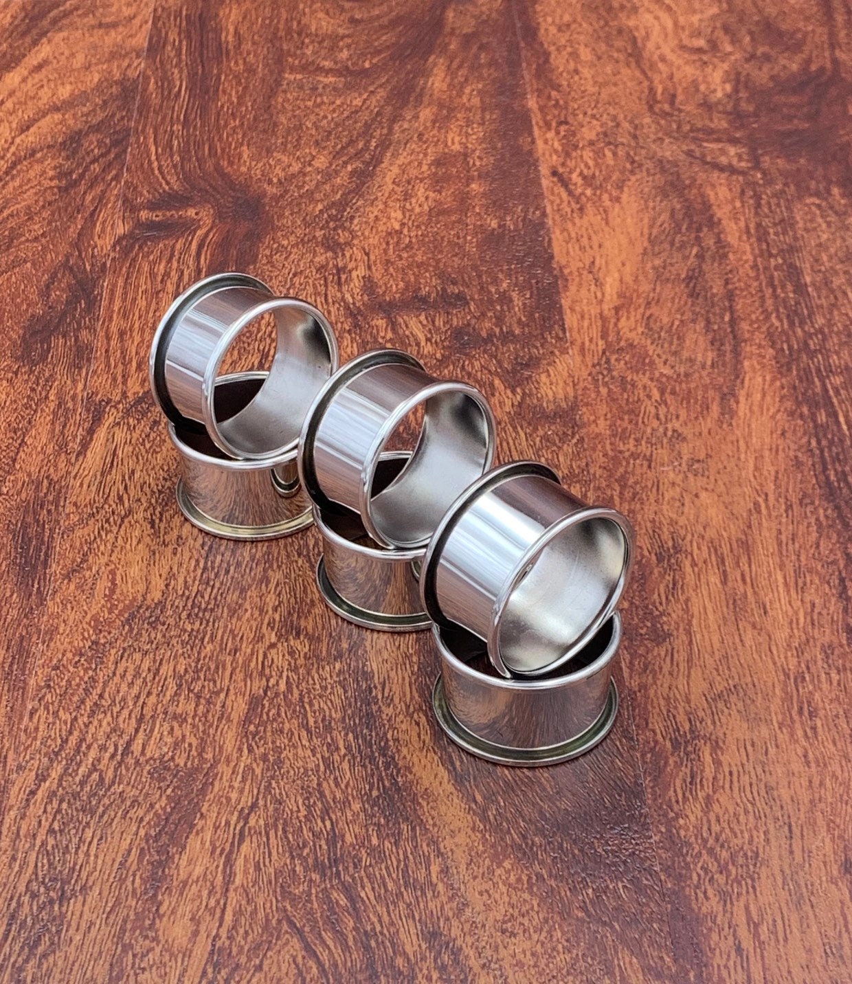 Vintage Silver plated Napkin Rings, Rolled rim Napkin rings, 6 piece