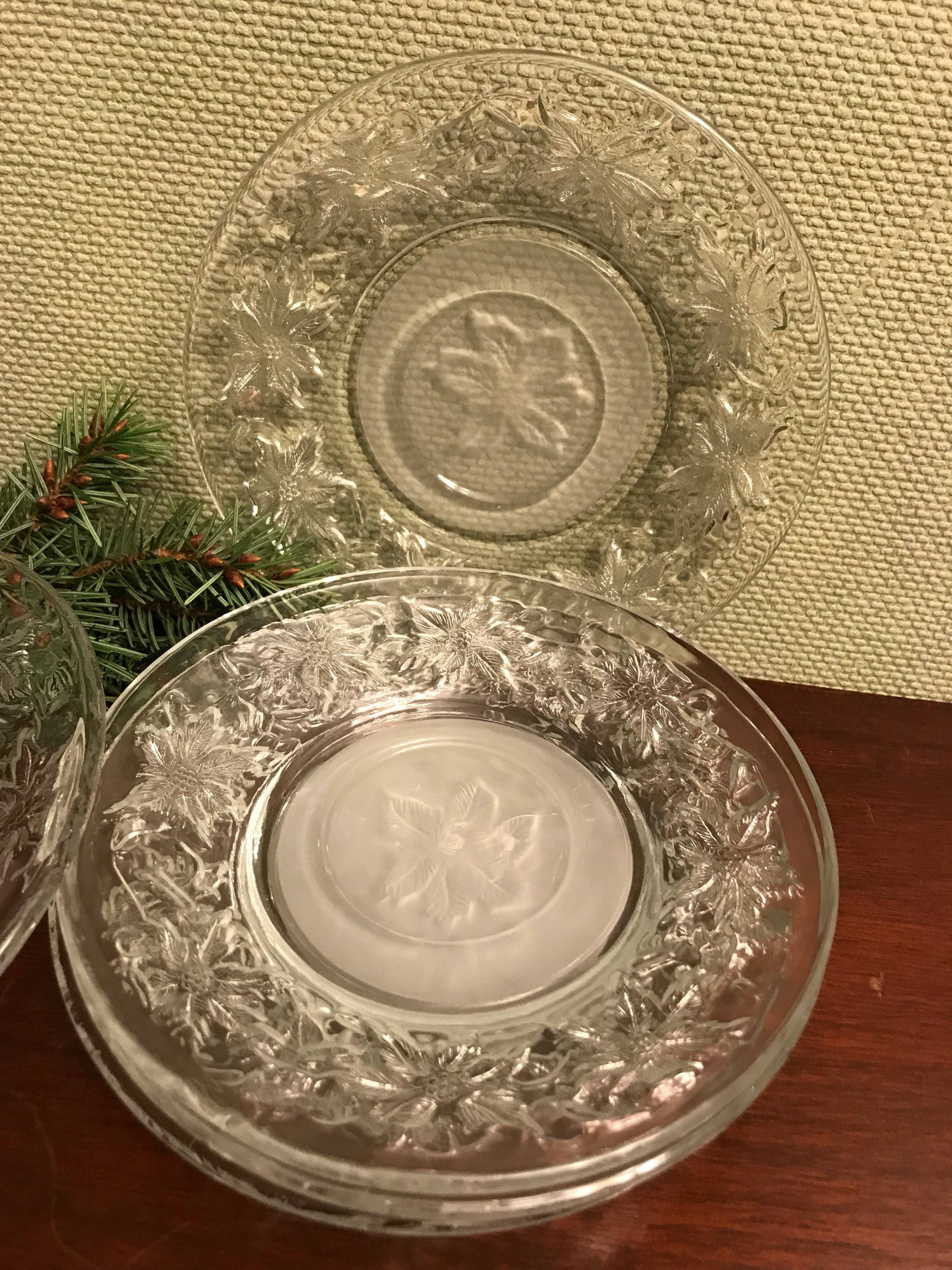 Princess House Crystal FANTASIA Holiday 3 Bread Dessert plates and 2