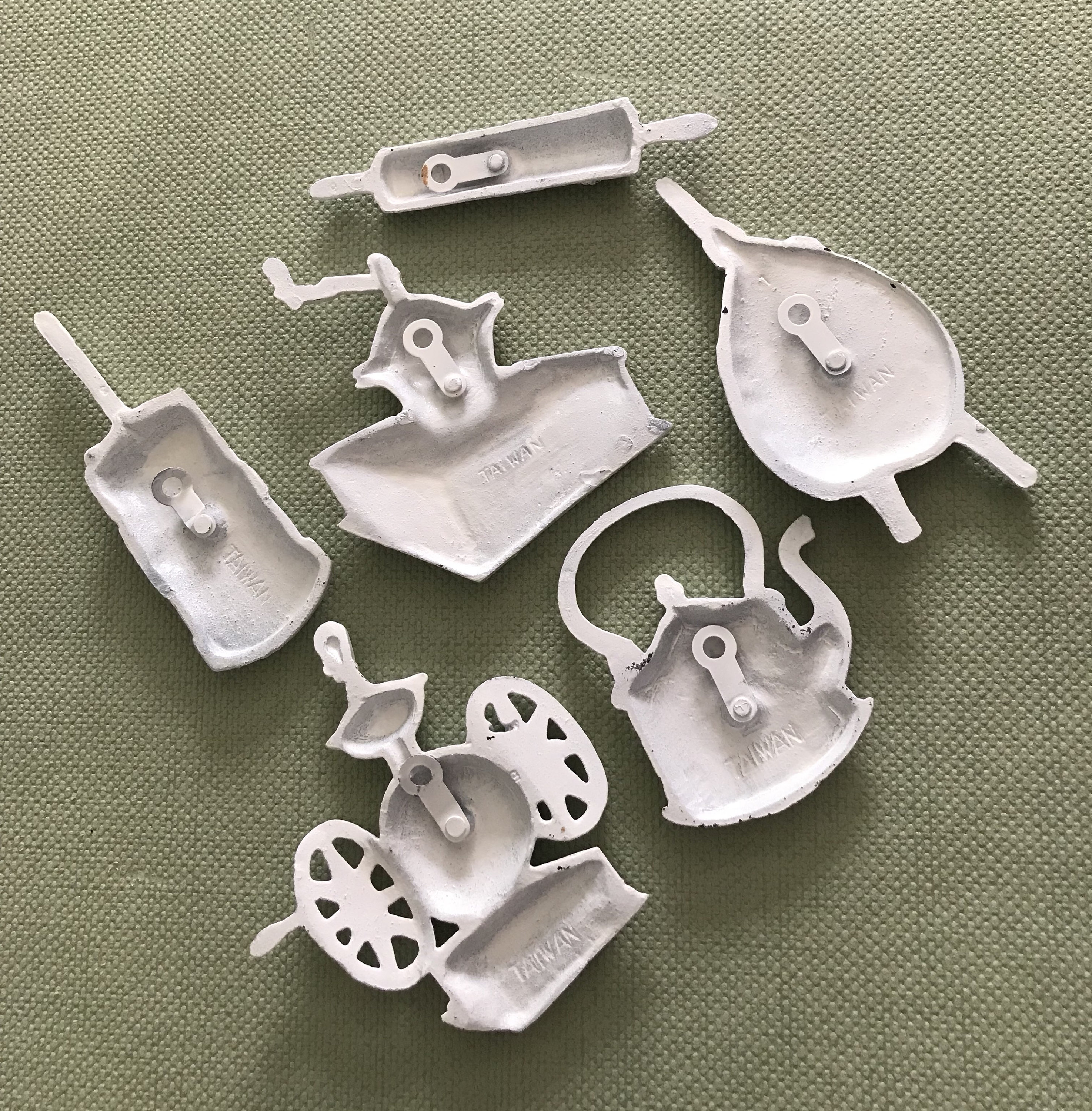 Vintage Cast iron Kitchen Wall Plaques, Shabby Chic Kitchen Wall Decor