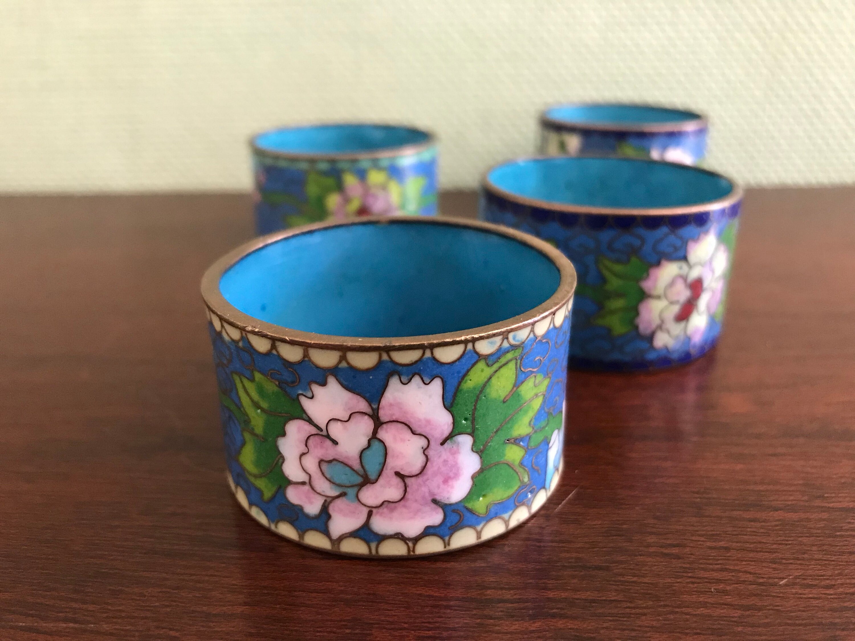 Vintage Cloisonne Napkin Rings, 4 piece set, Asian Dinner Napkin rings