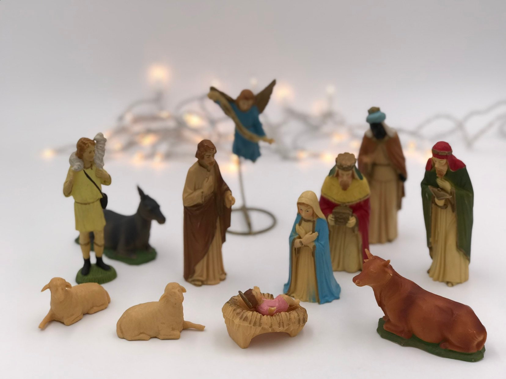 Vintage Art Plastics Nativity Set, Holy Family Plastic figurines with
