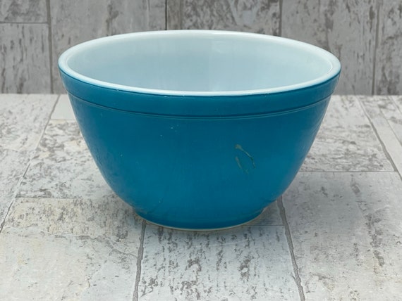 Vintage Pyrex Mixing Bowl, Primary color blue Collectible, 1940s Pyrex, Rustic Farmhouse