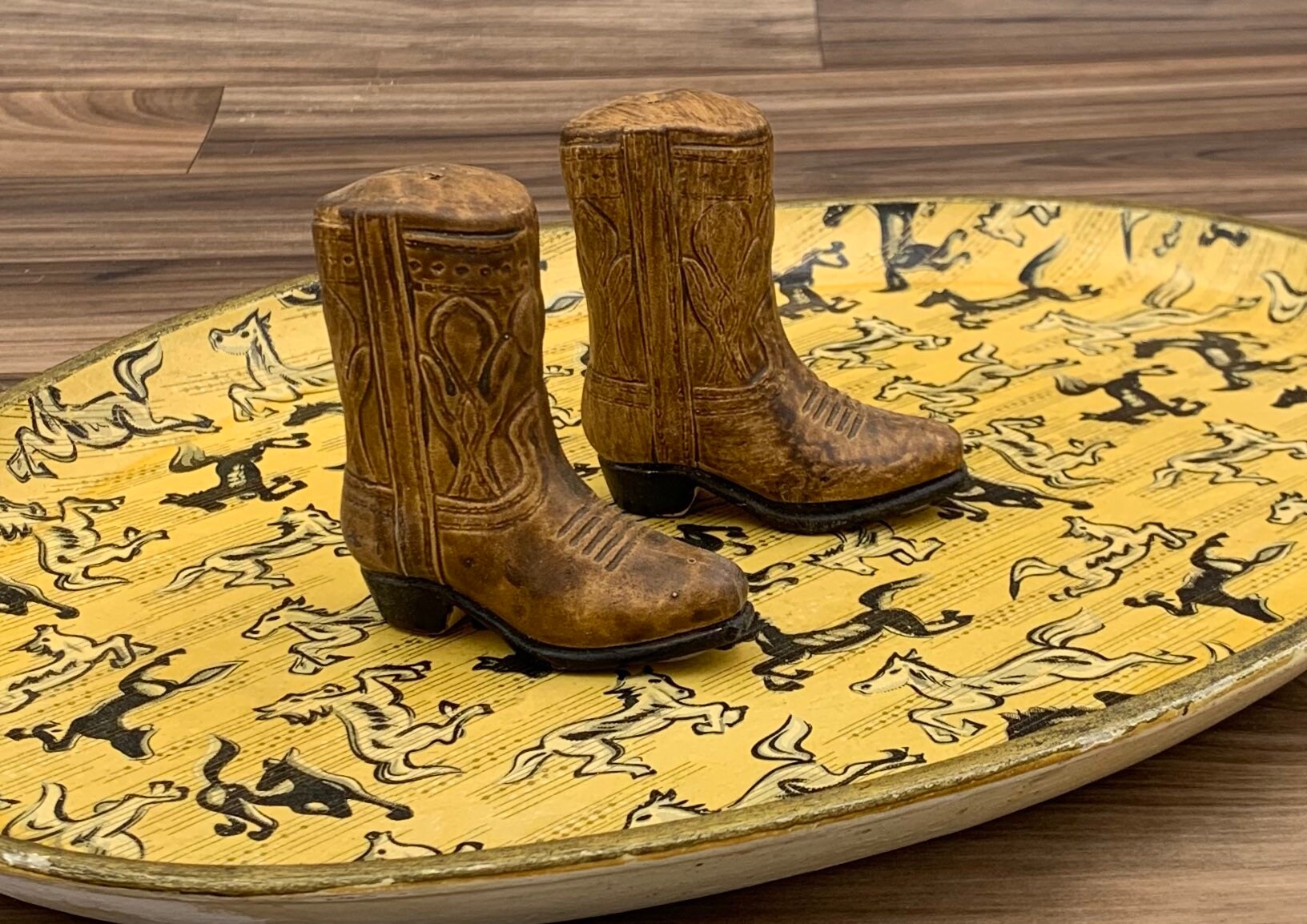 Vintage Cowboy Boots Salt Pepper Shakers ceramic salt pepper Western Decor collectible Salt and pepper set Rustic Farmhouse