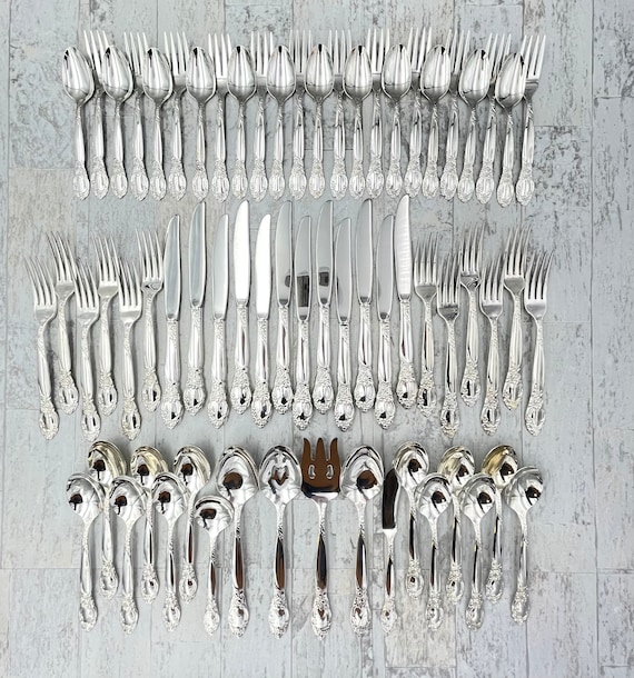 Vintage Silverware Set Oneida Community Country Lane Ballad Flatware Service for 12 with silverware chest, Wedding Gift