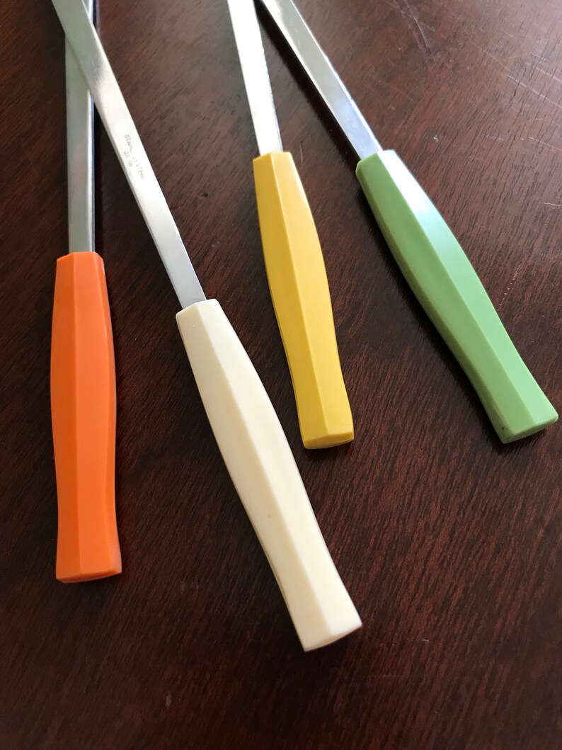 2 prong fondue forks, Fondue Party Forks Set of 4 fondue forks Vintage Fondue Forks Retro Colored Plastic handles stainless steel fork
