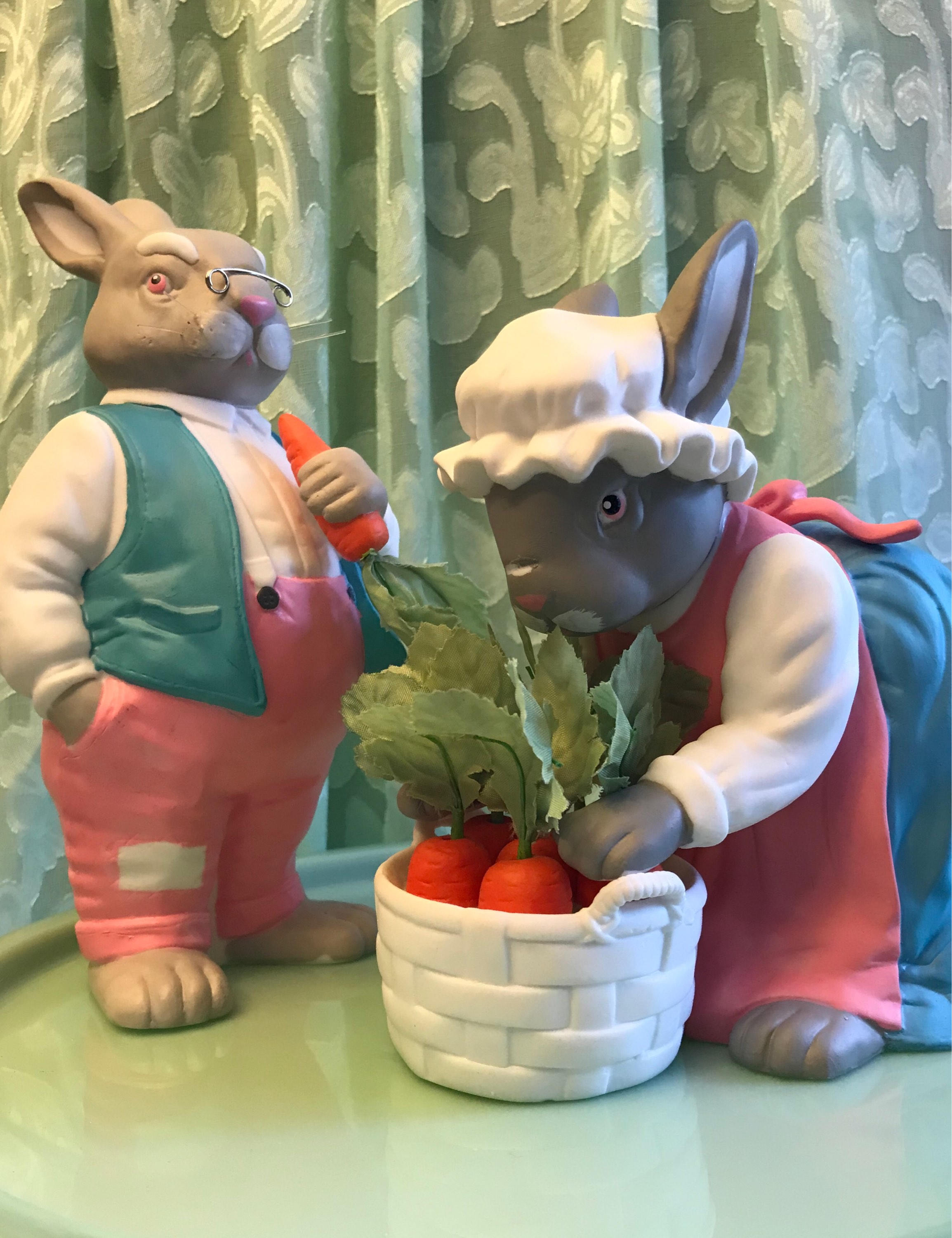 Bunny Figurines, Grandpa and Grandma Bunny, Pa and Ma Bunny couple