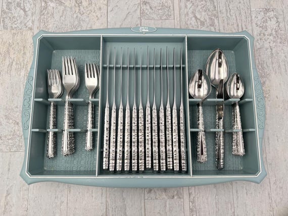 Oneida Cherie Deluxe Stainless Flatware set, Service for 12 in Storage Tray, Vintage Silverware