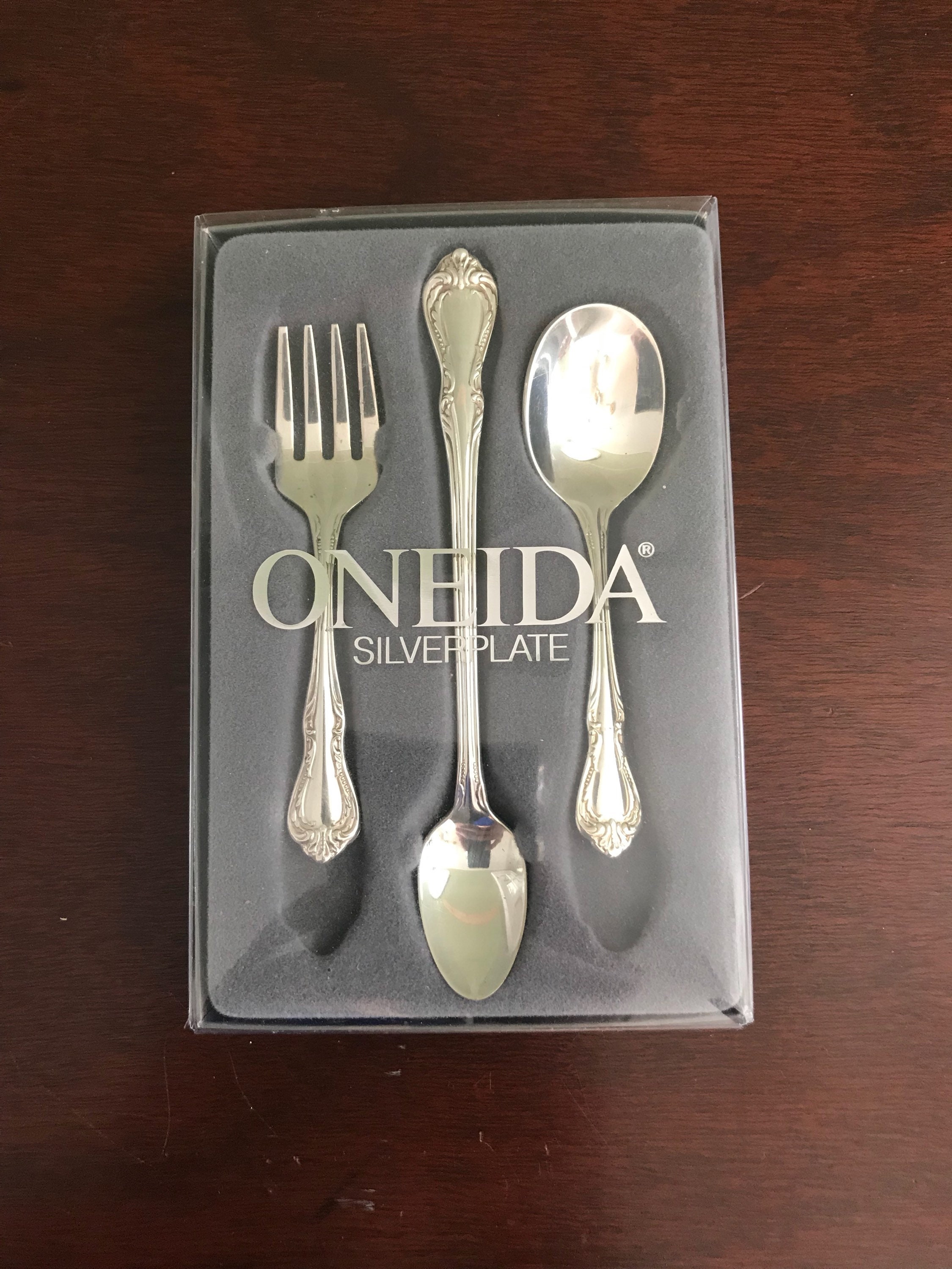 Oneida Community Baby silverware set, ONEIDA Chalice Silverware,  Silverplated Baby flatware, 3 pc baby utensils, shower gift, silver spoon