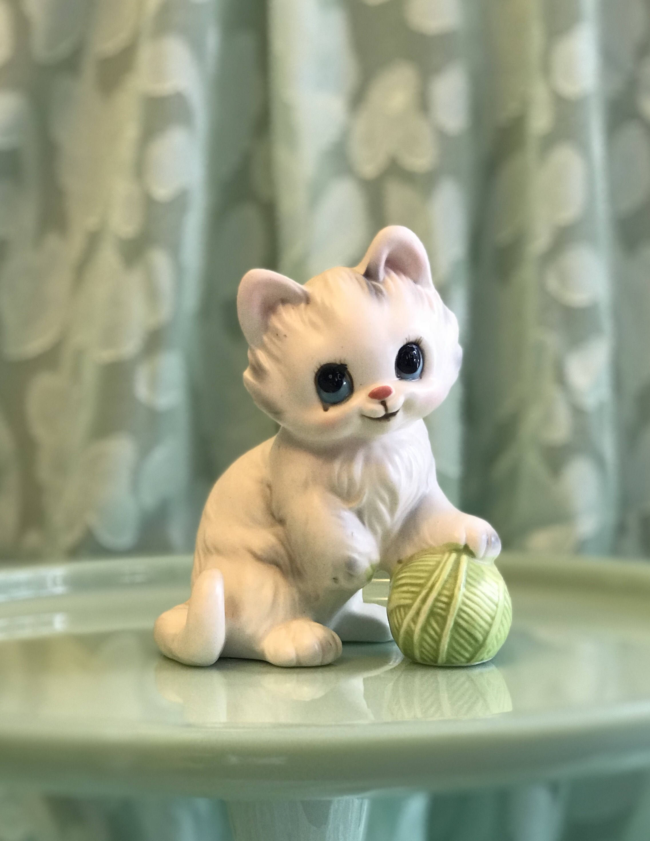 Porcelain Cat Figurine, Big Eyed Kitty Figurine, Cat with Ball of Yarn ...