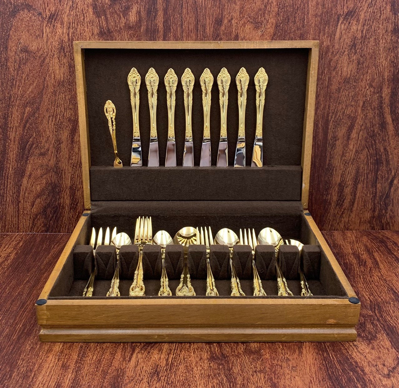 Gold Flatware set with silverware chest, service for 8, serving pieces