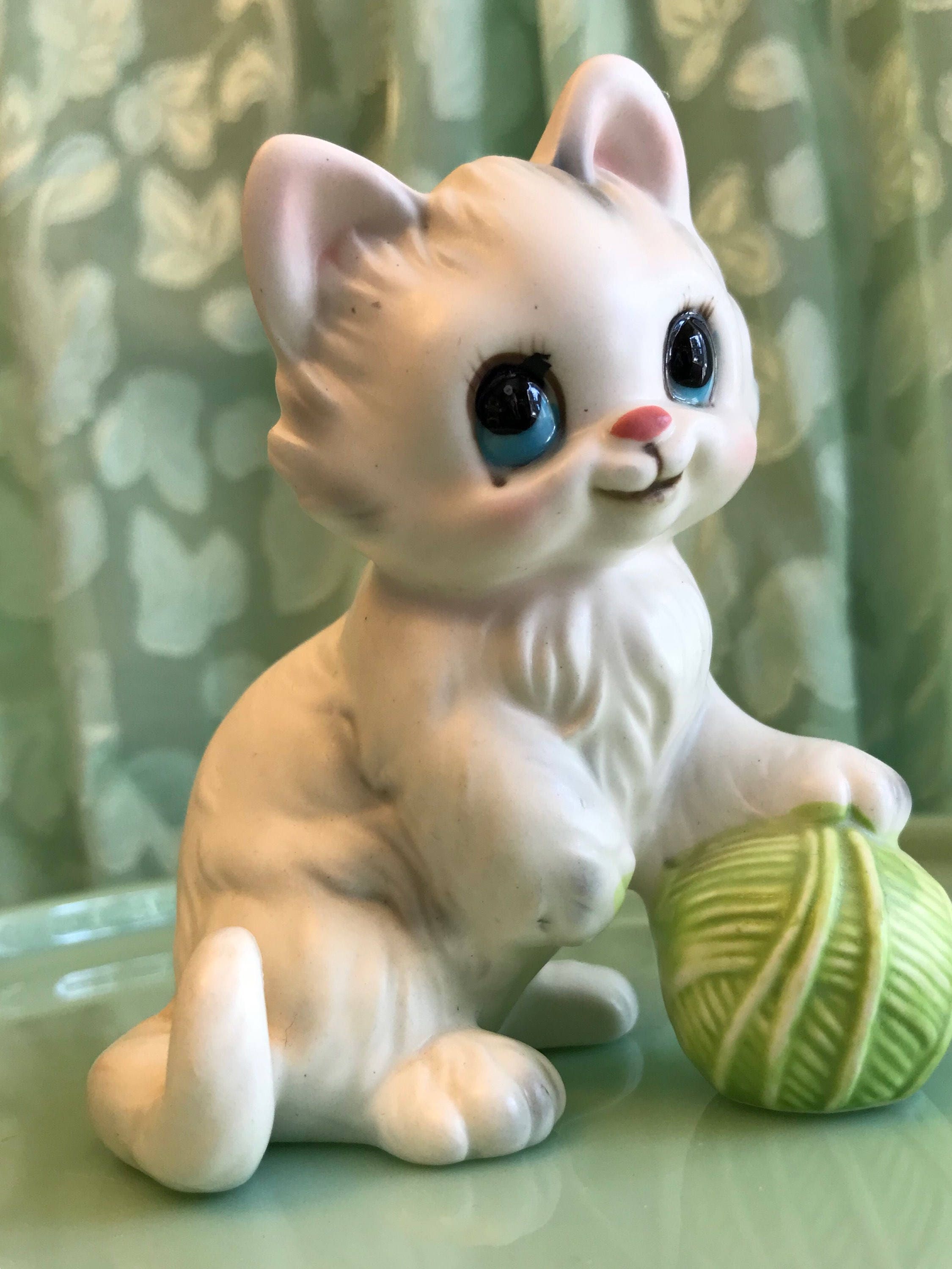 Porcelain Cat  Figurine  Big Eyed Kitty Figurine  Cat  with 