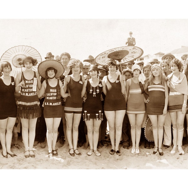 Miss California Beautiful Contestants, 1922 - Quality Reprint of a Vintage Photo