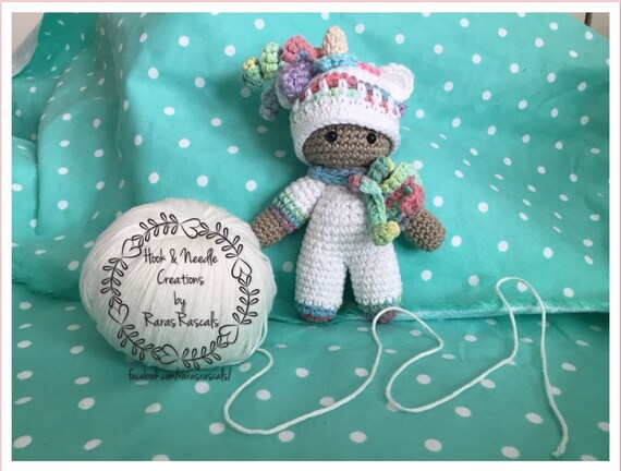 amigurumi baby doll
