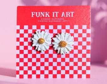 White Daisy Stud Earrings | Funk It Art l Floral Earrings l Garden Lover Earrings l Cottagecore l Boho