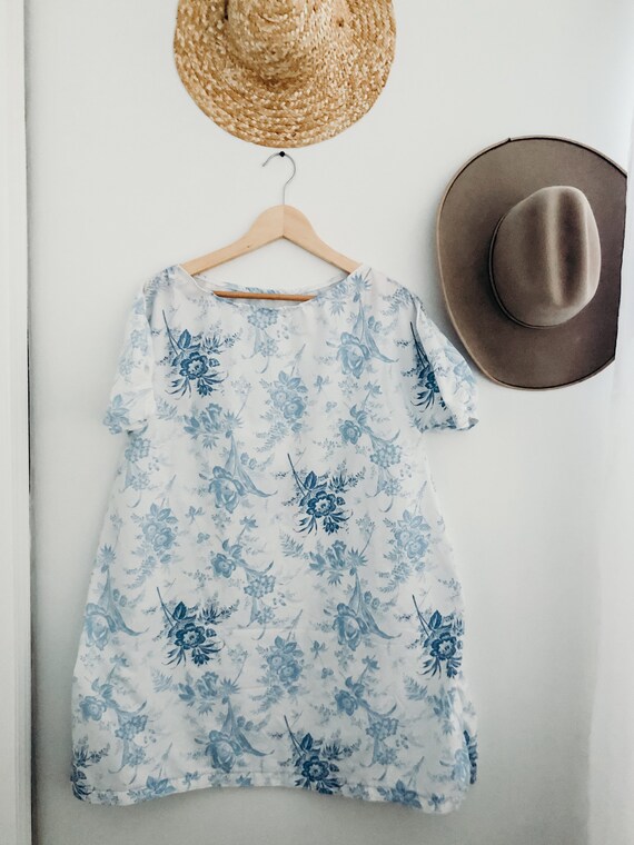 Vintage Floral Short Sleeve Oversized Dress Medium