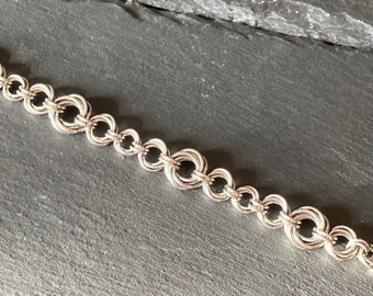 Mobius ring necklace - Chainmaille necklace